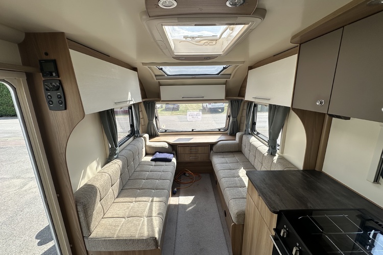 Bailey Pursuit 550-4