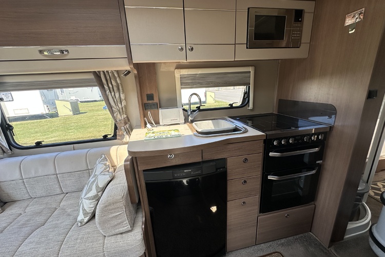 Elddis  Affinity 550