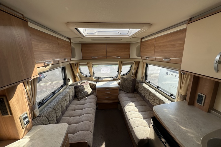 Swift Challenger 480